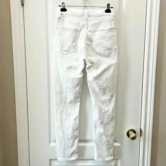 Gap High  Rise Slim Straight Leg Cigarette Jeans Button Fly White Denim Size 26 - Picture 6 of 14